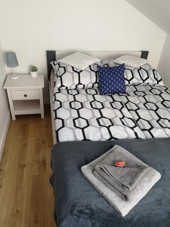 Apartament Attic Lägenhet Miedzyzdroje Exteriör bild